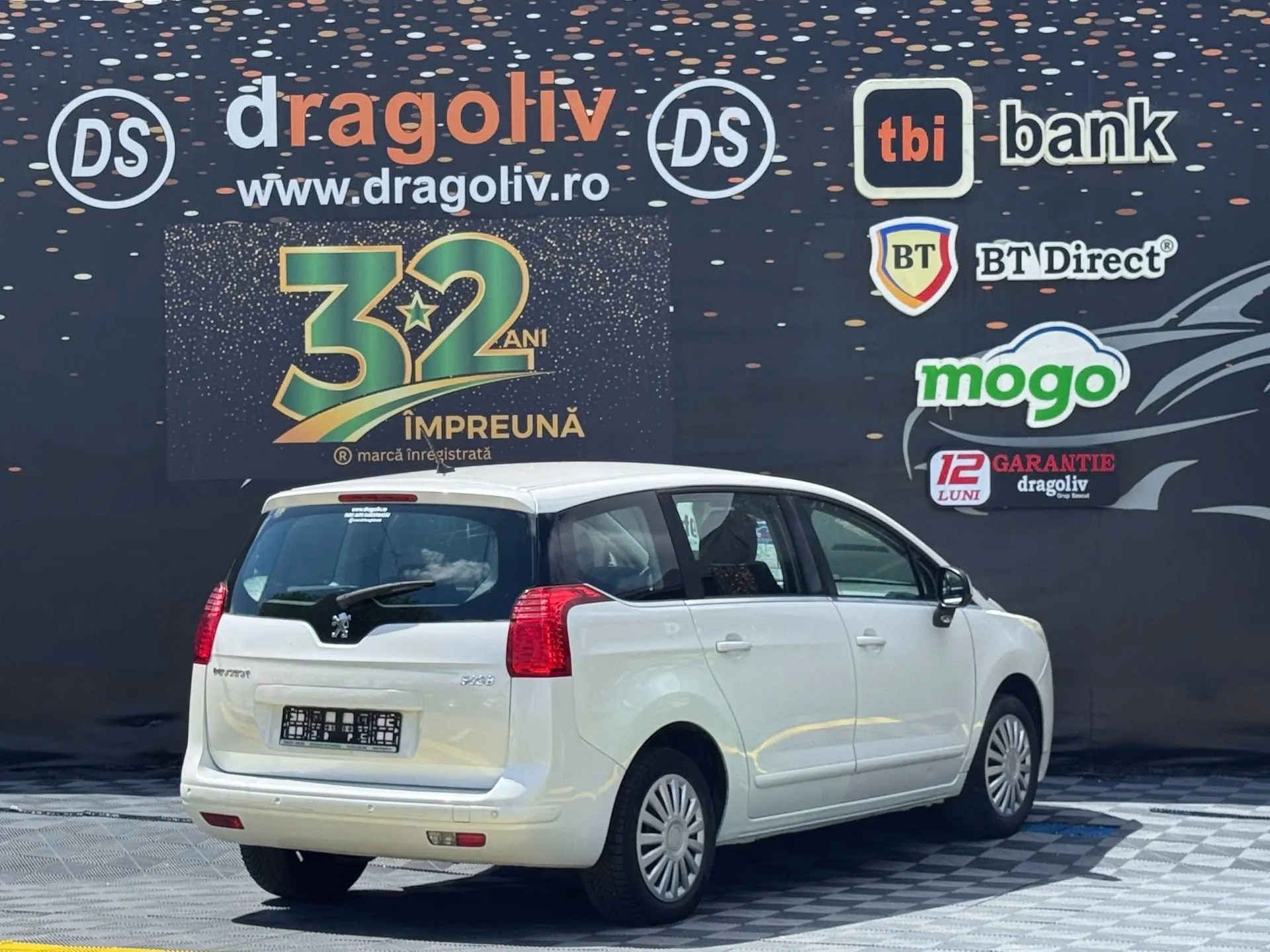 Peugeot 5008