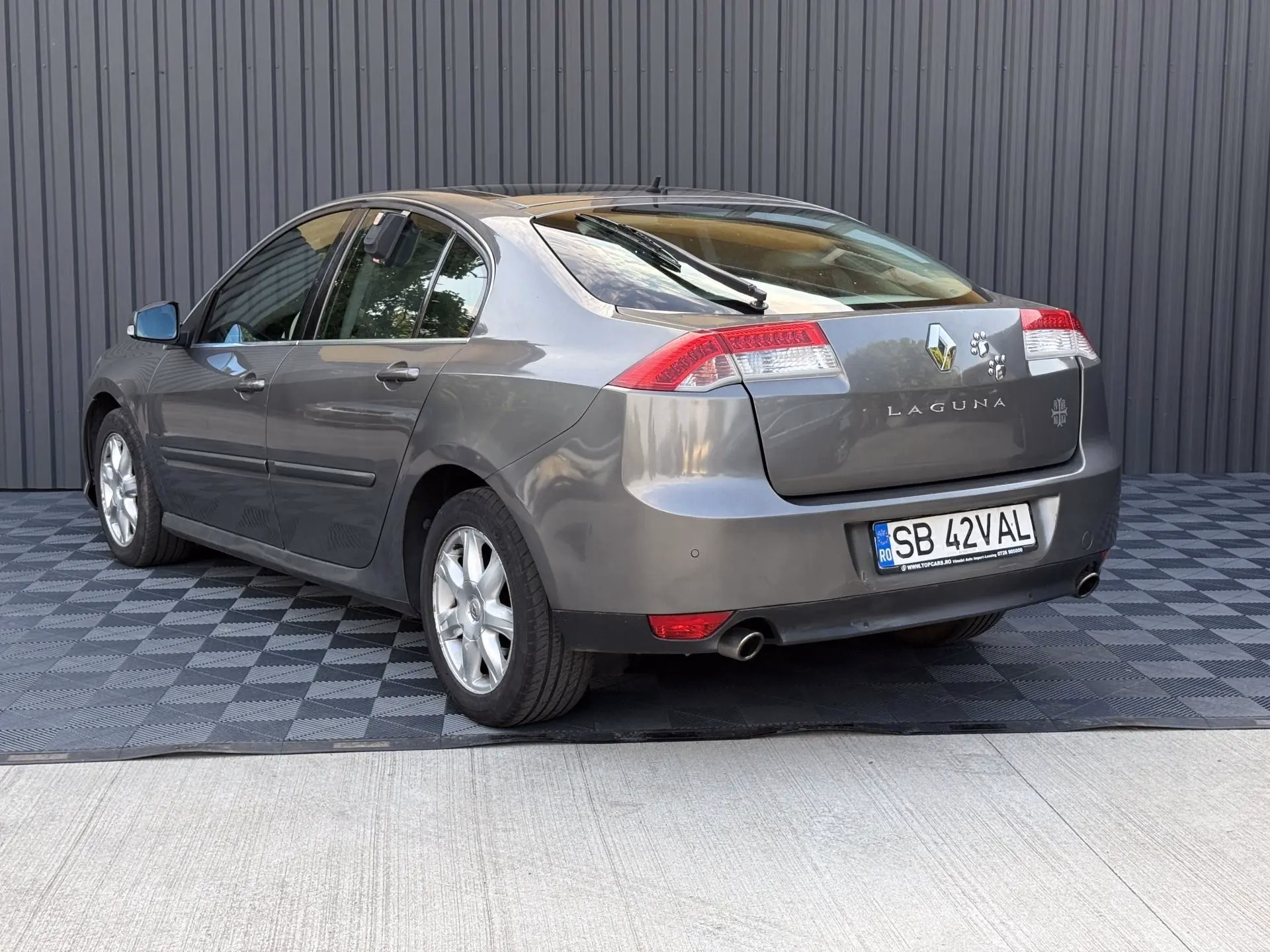 Renault Laguna