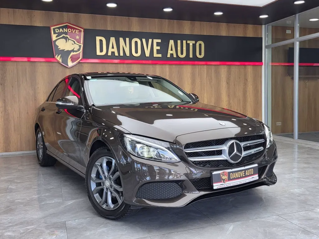 Mercedes-Benz C 220