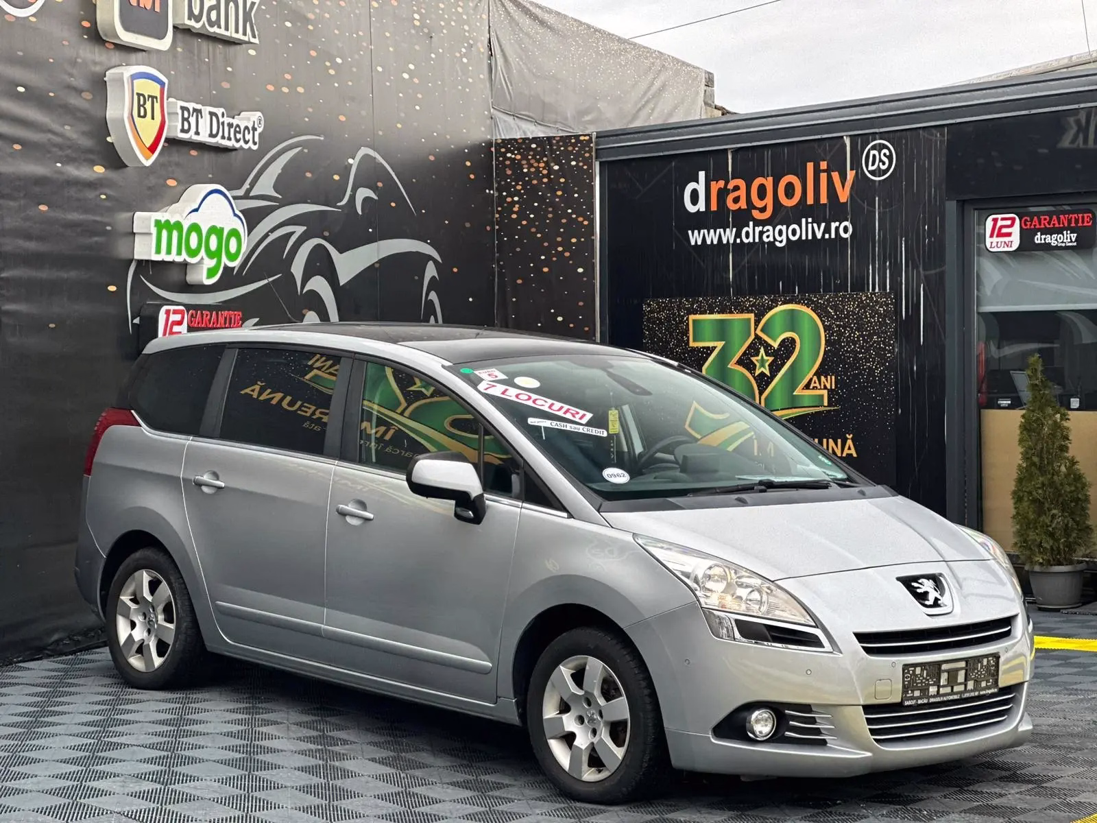 Peugeot 5008