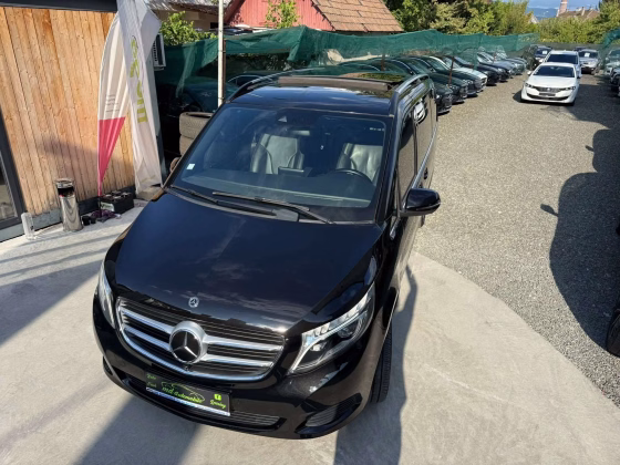 Mercedes-Benz V 220