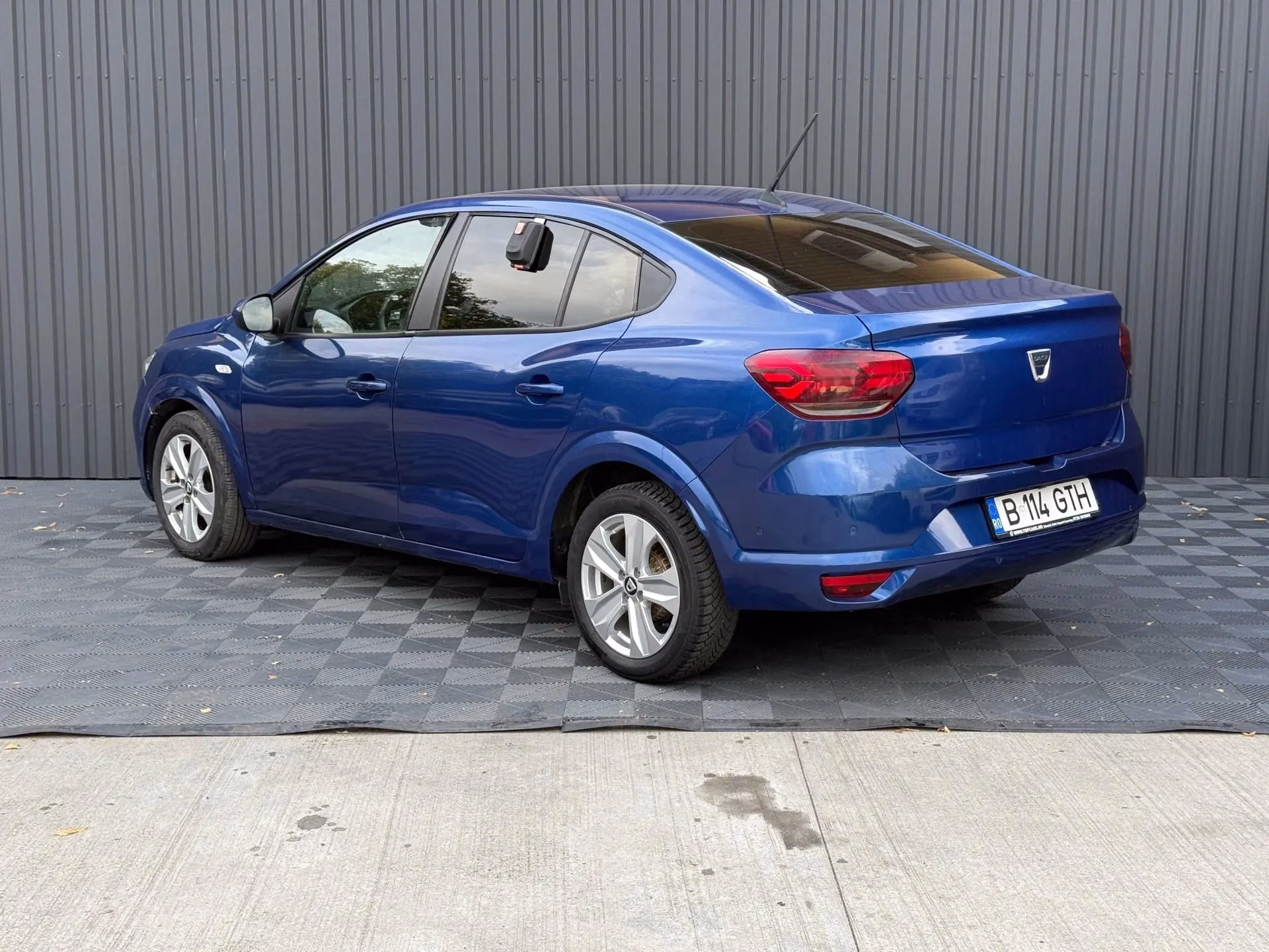 Dacia Logan