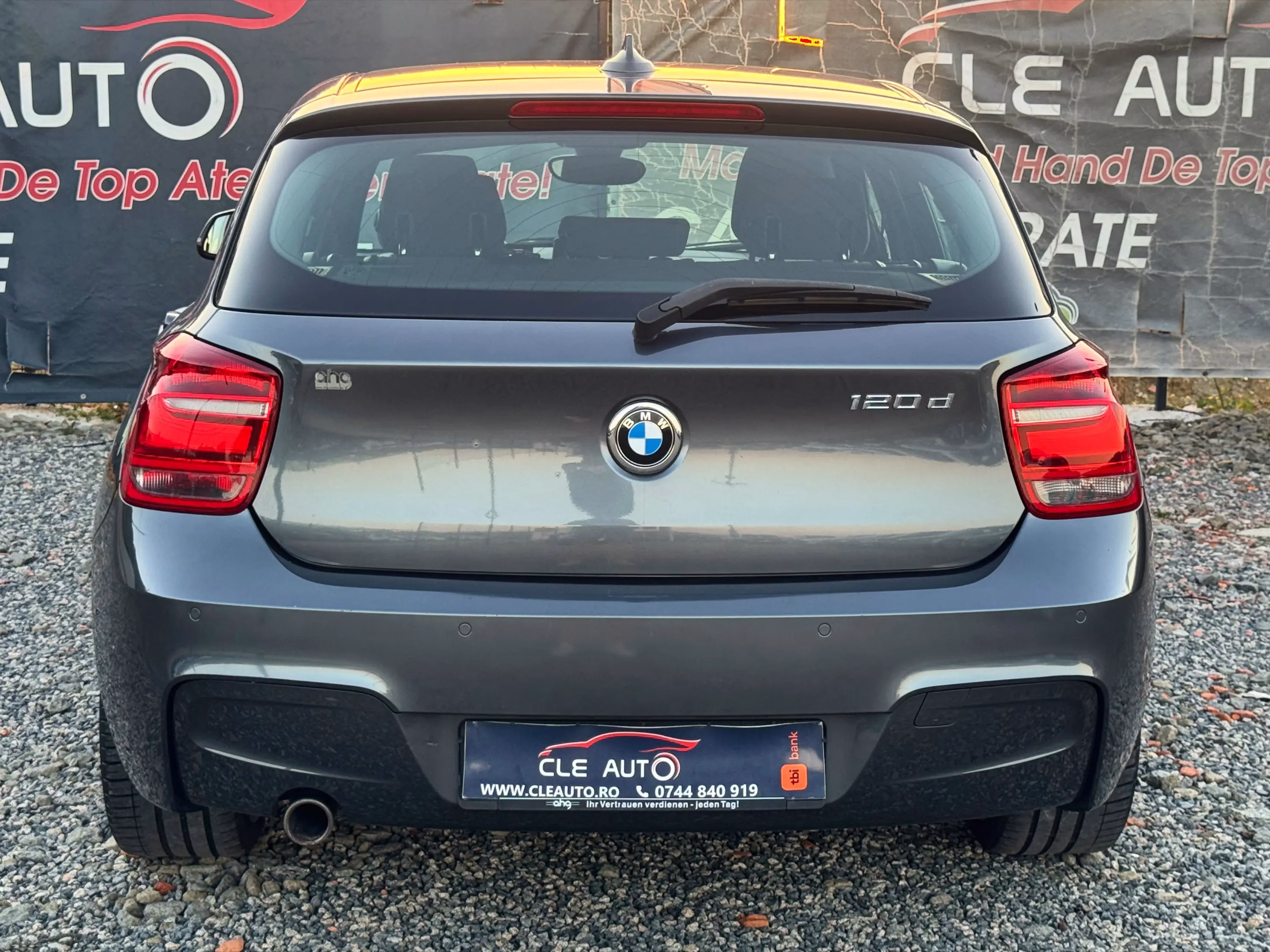BMW 120