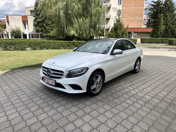 Mercedes-Benz C 220