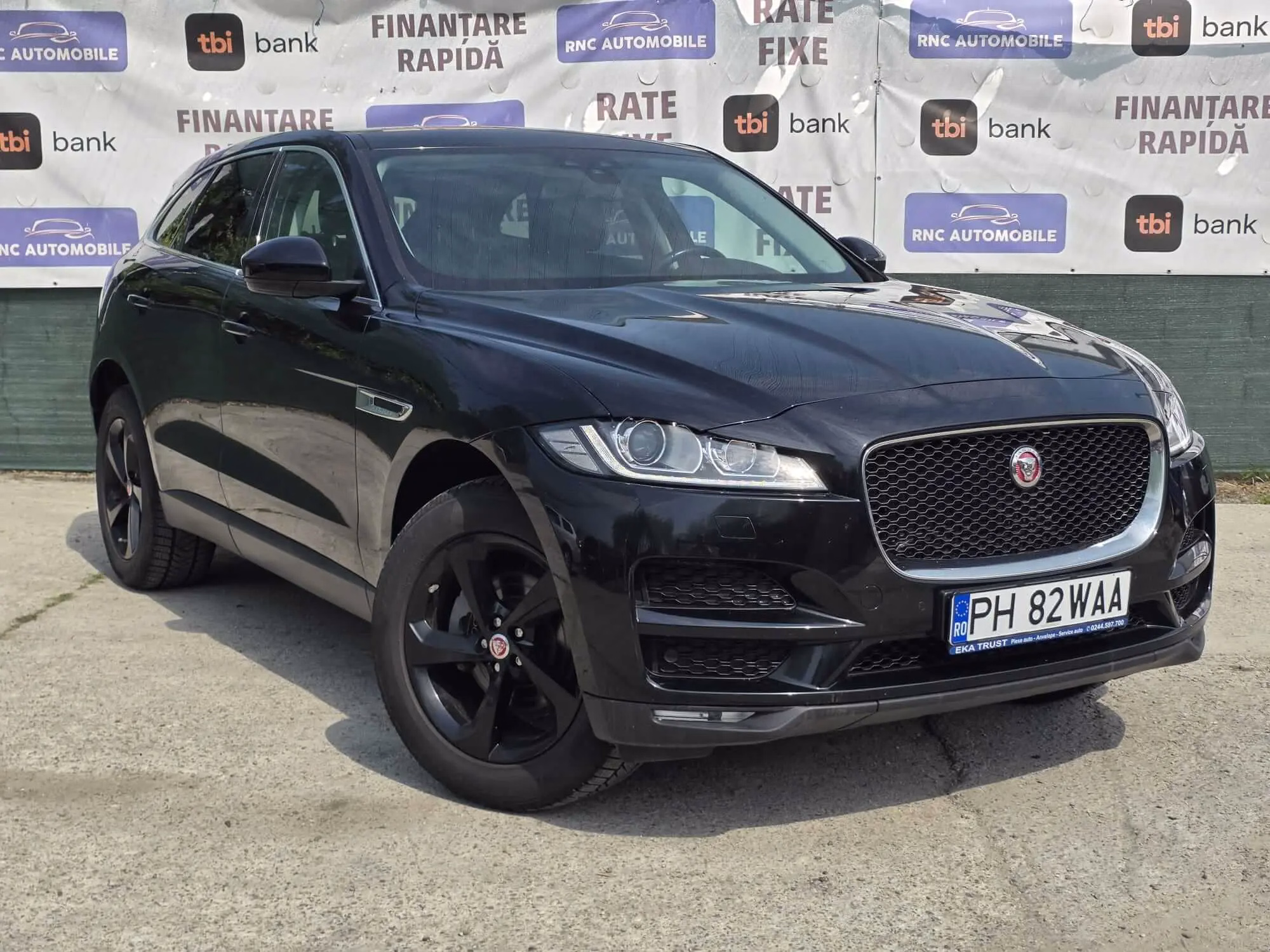 Jaguar F-Pace