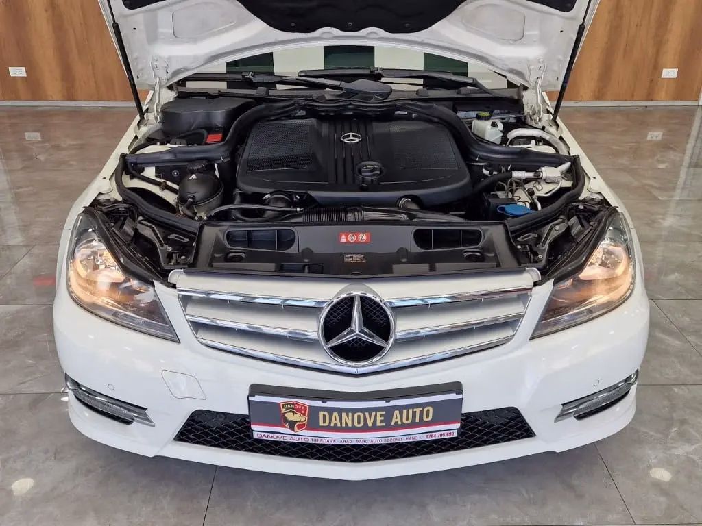 Mercedes-Benz C 220
