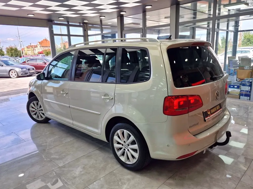Volkswagen Touran