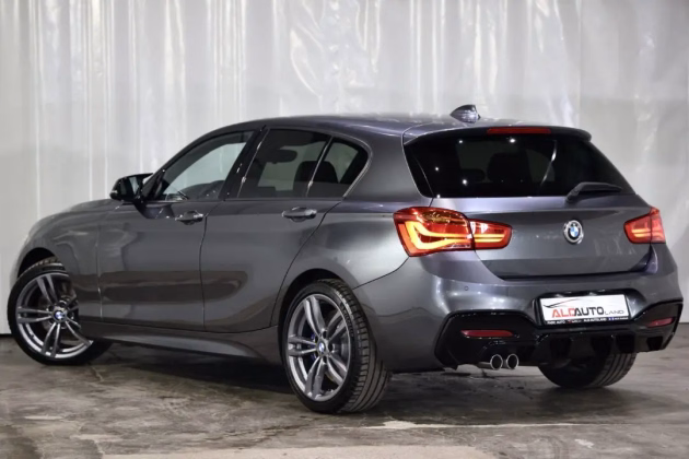 BMW 120