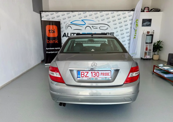 Mercedes-Benz C 180