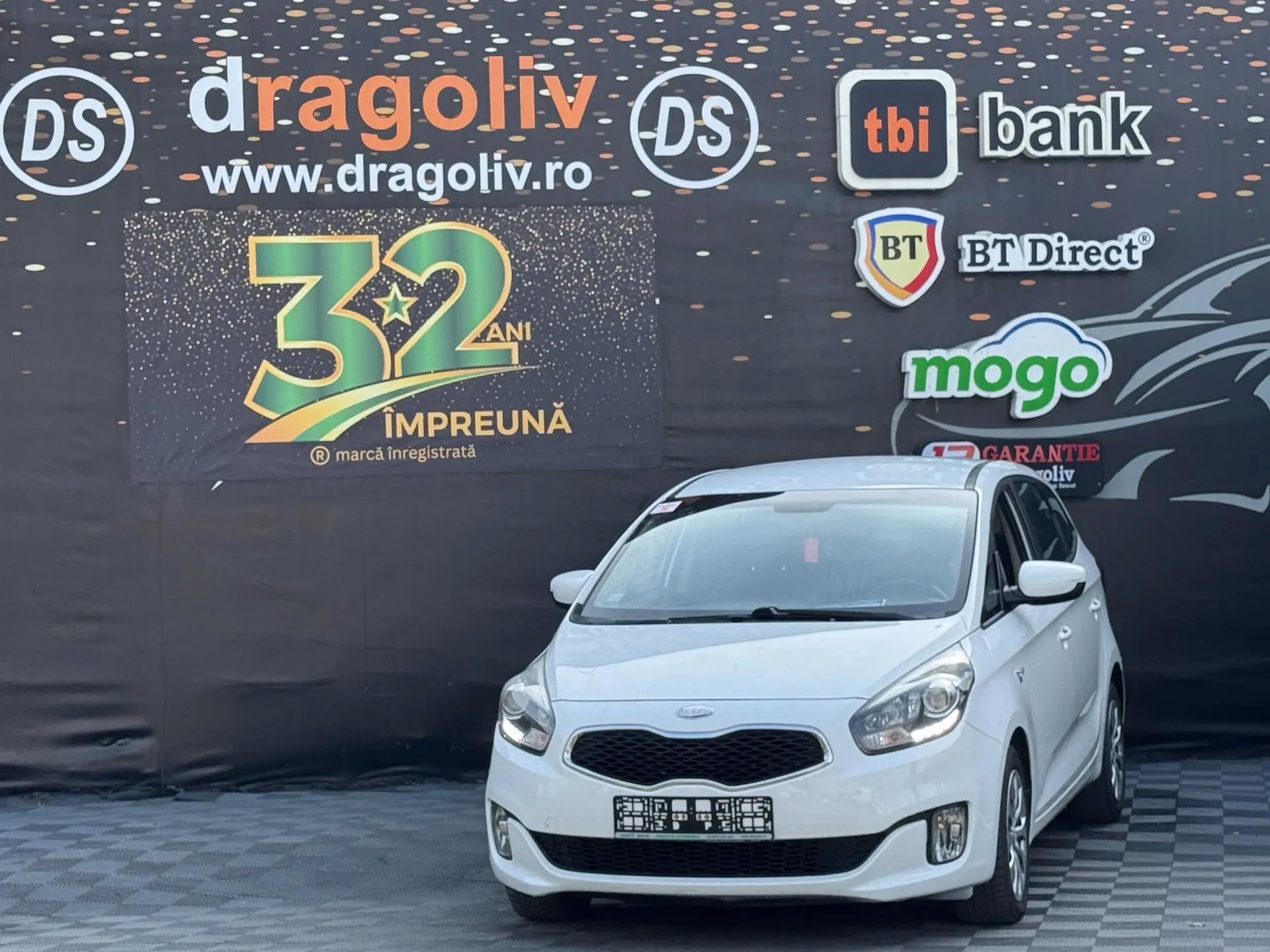 Kia Carens