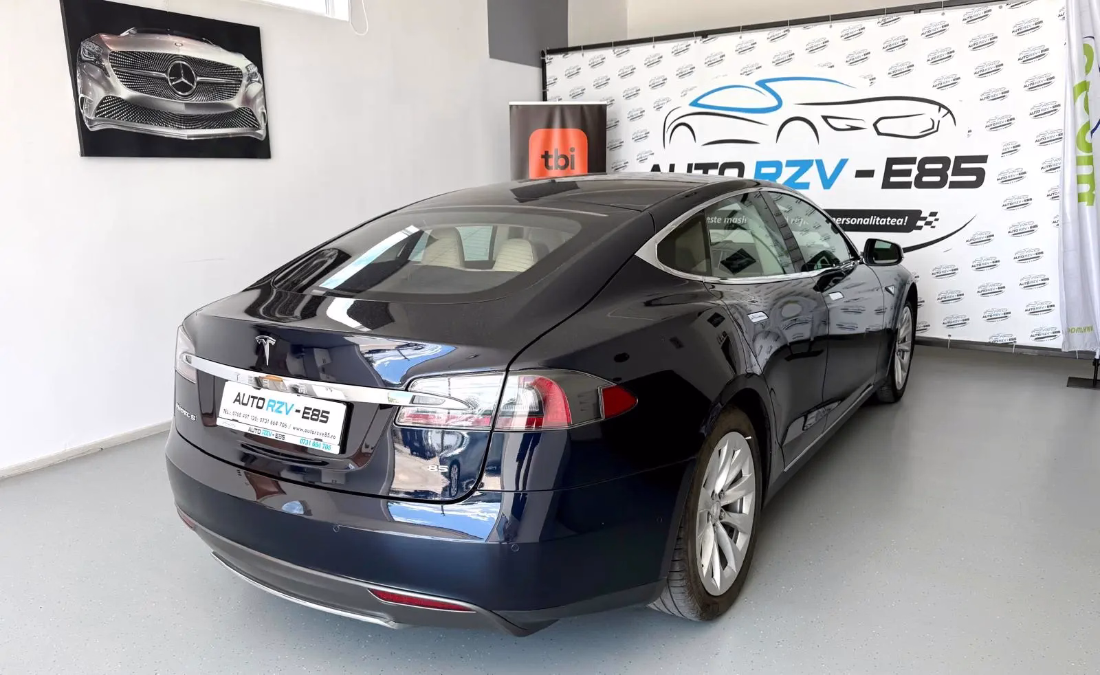 Tesla Model S
