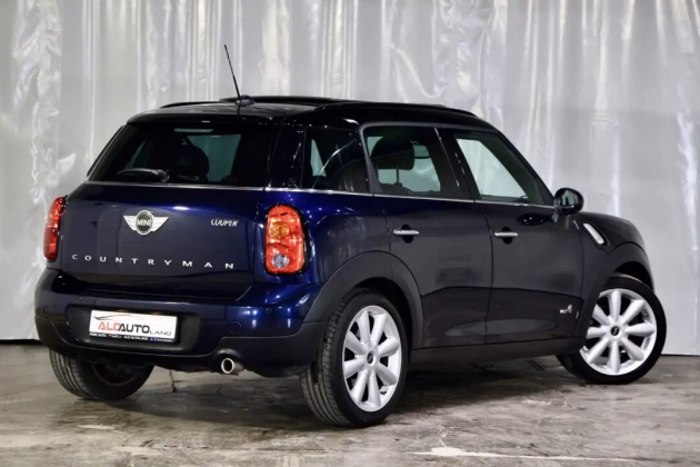 MINI One Countryman