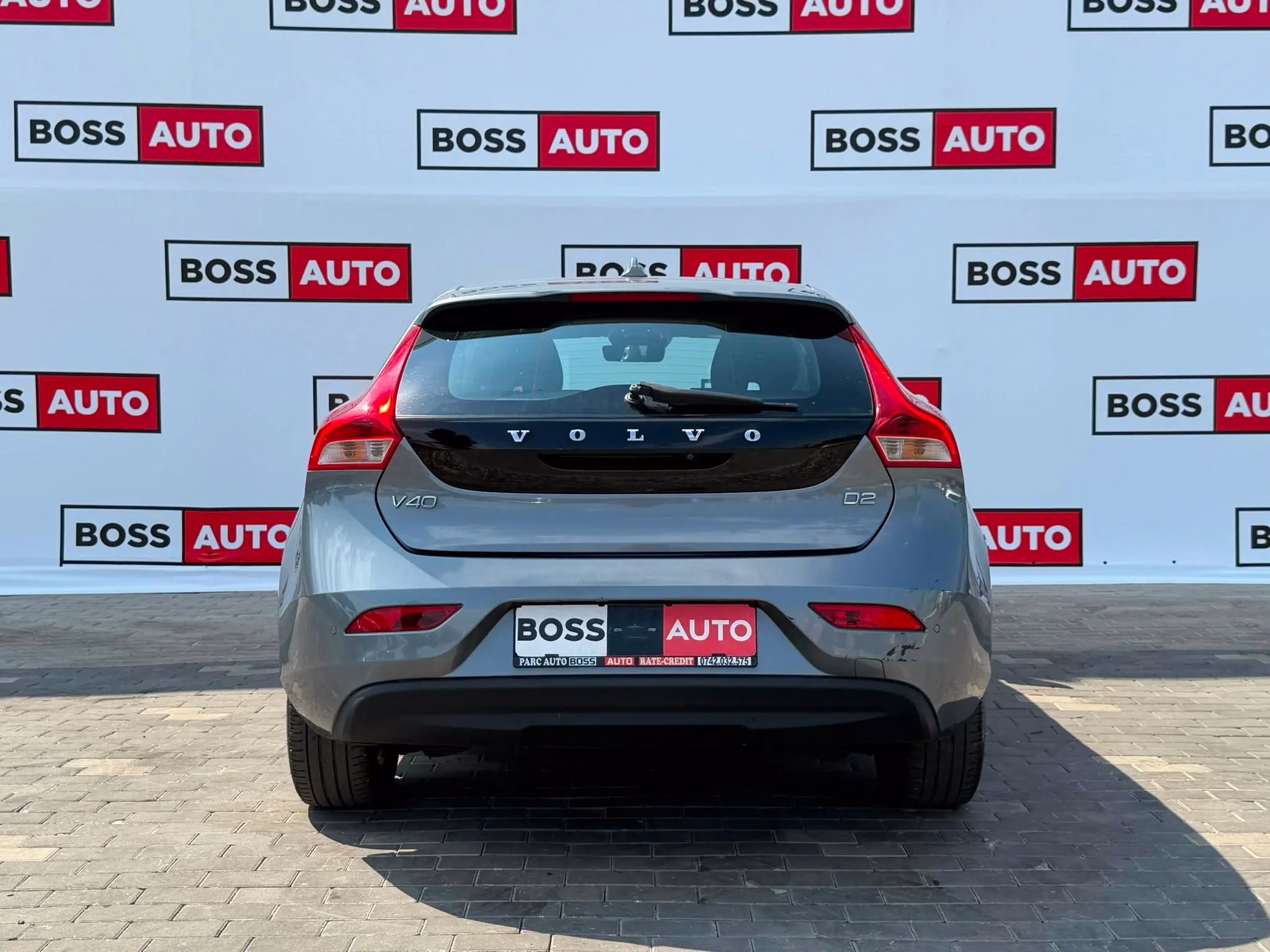 Volvo V40