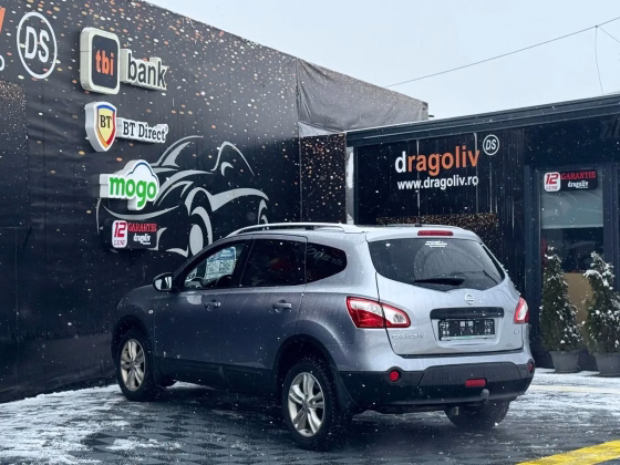Nissan Qashqai+2