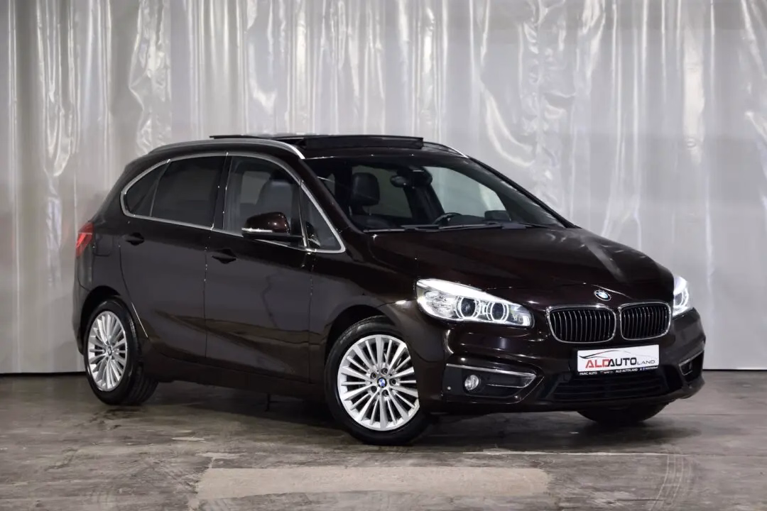 BMW 218