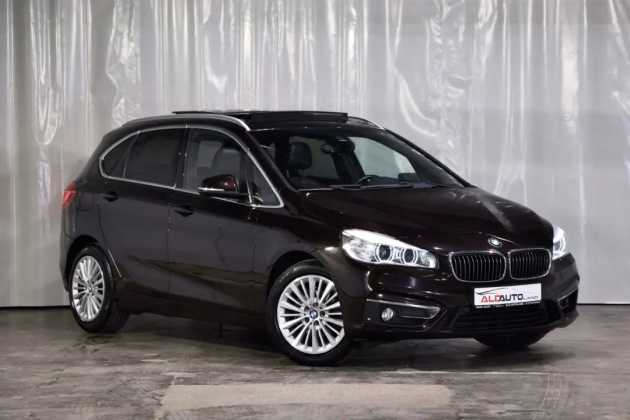 BMW 218