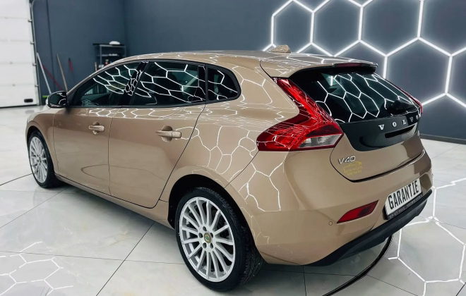 Volvo V40