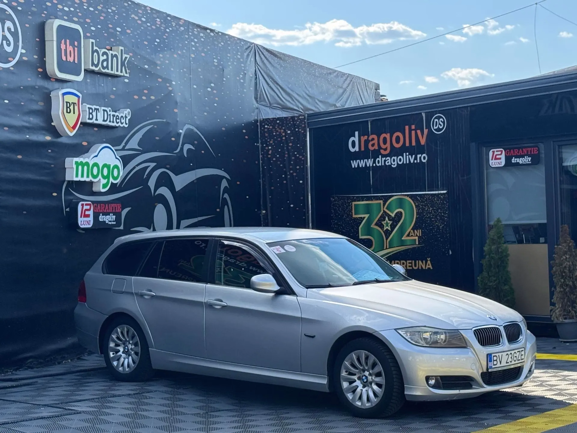 BMW 320
