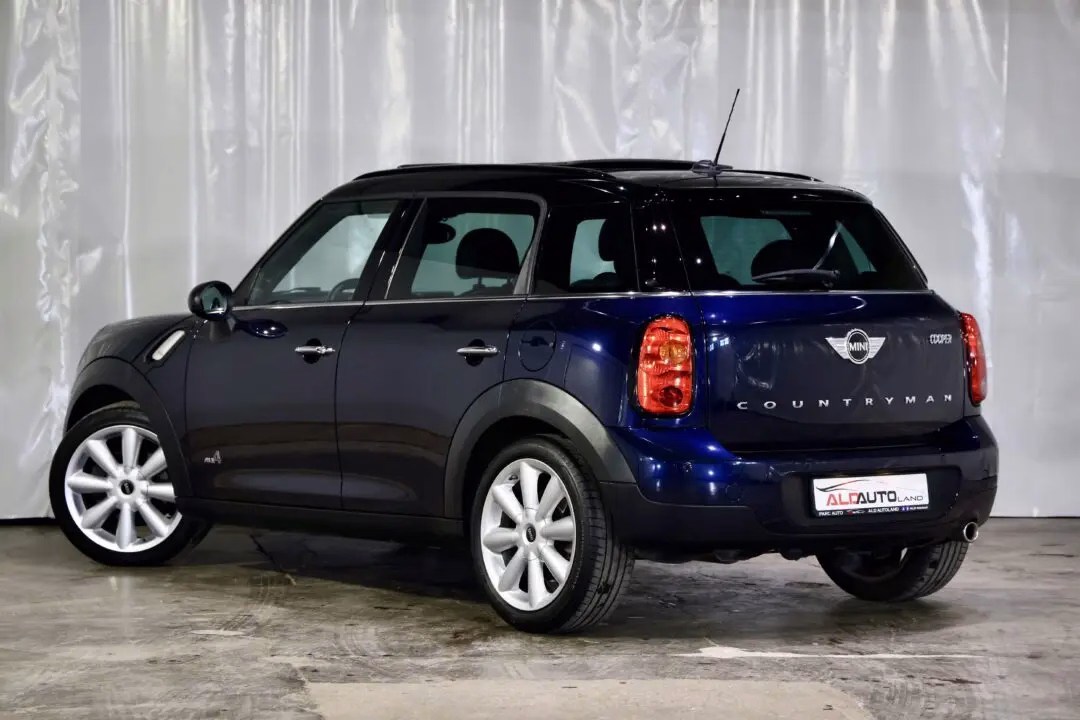 MINI One Countryman