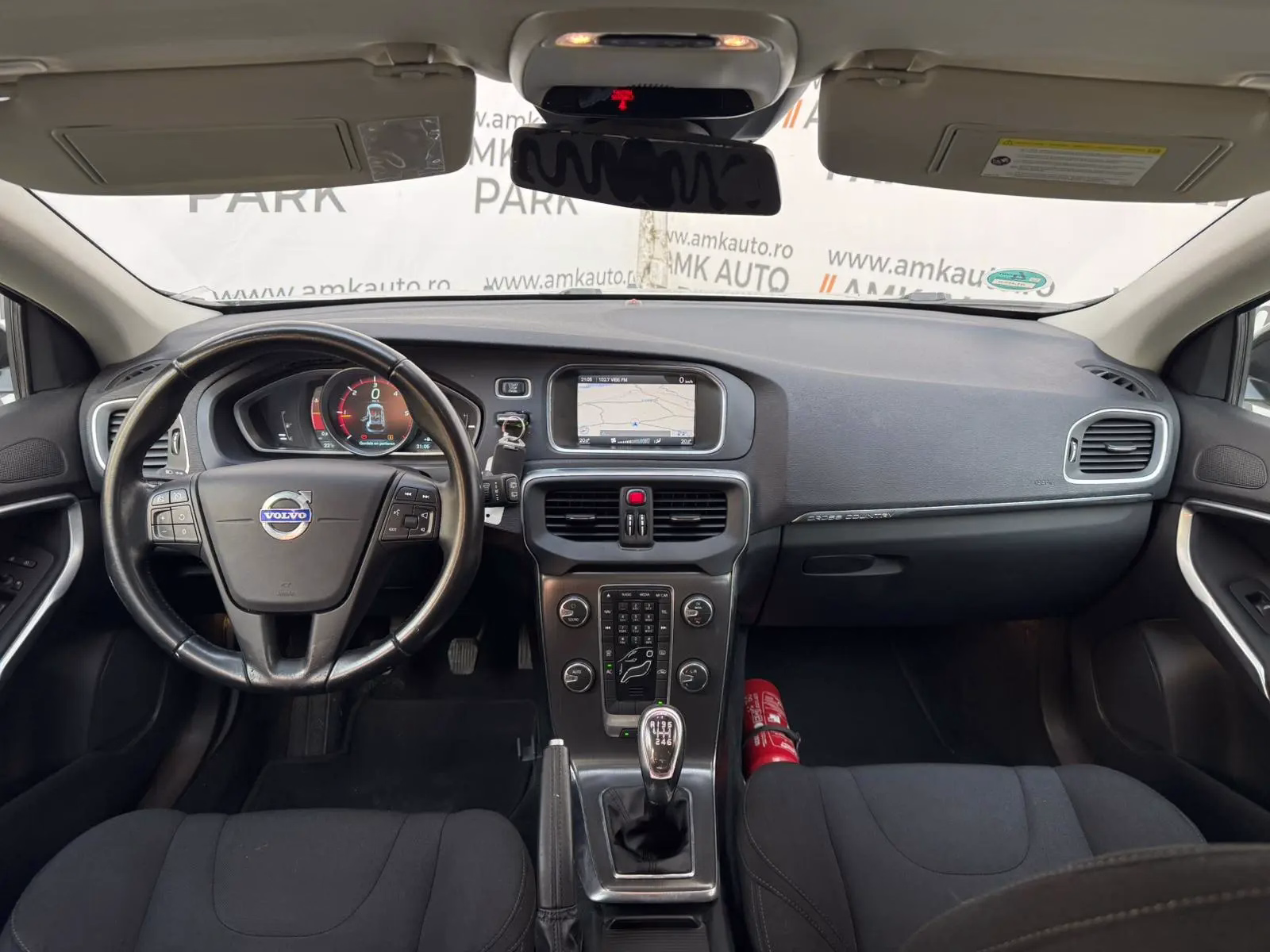 Volvo V40