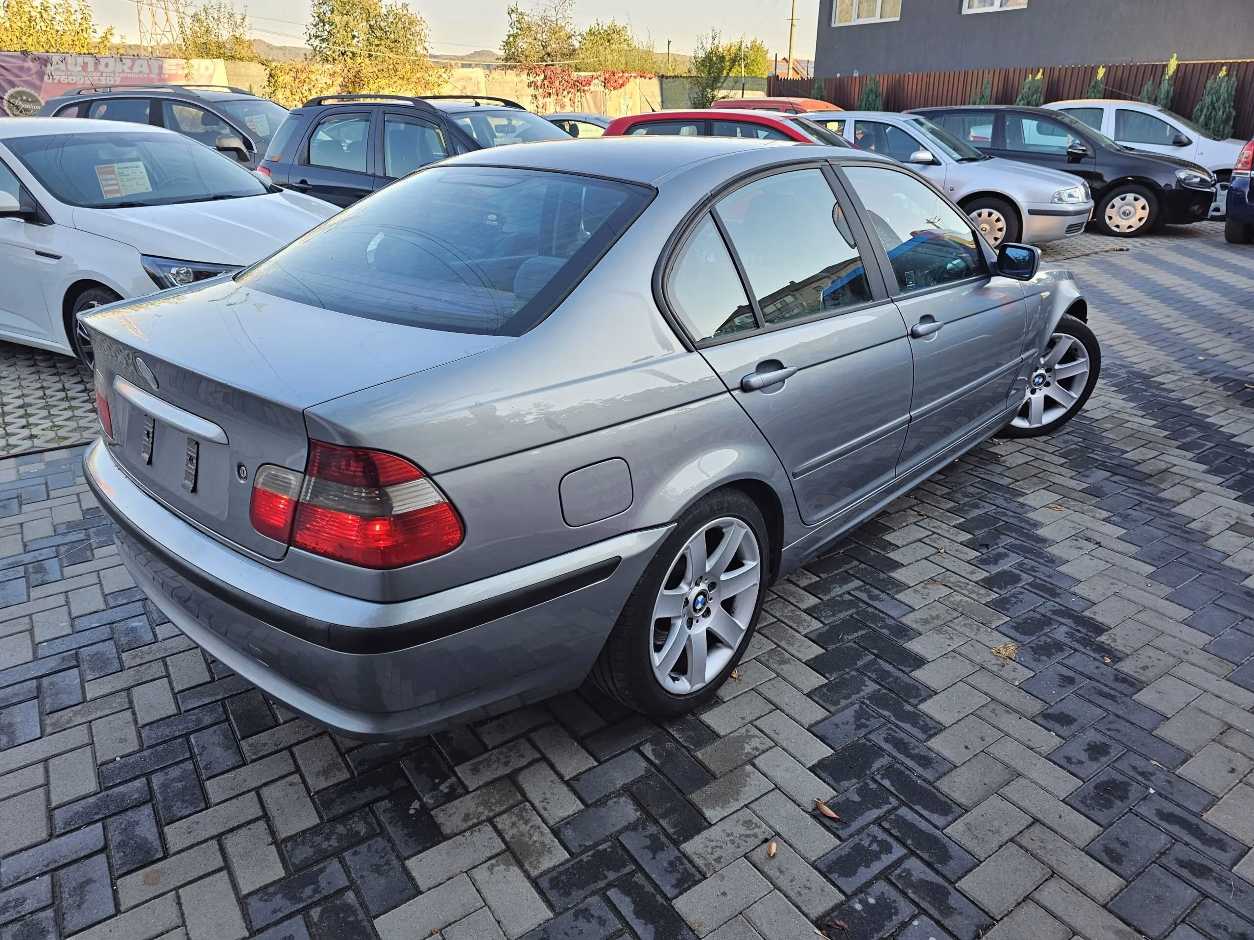 BMW 320