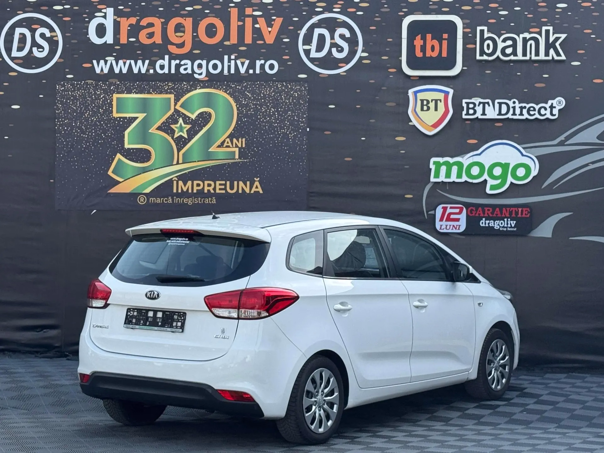 Kia Carens