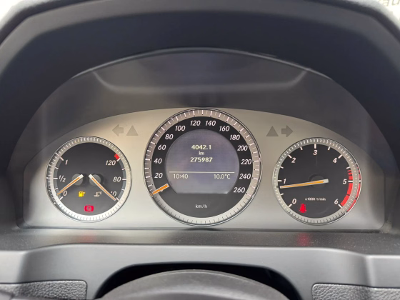 Mercedes-Benz C 220