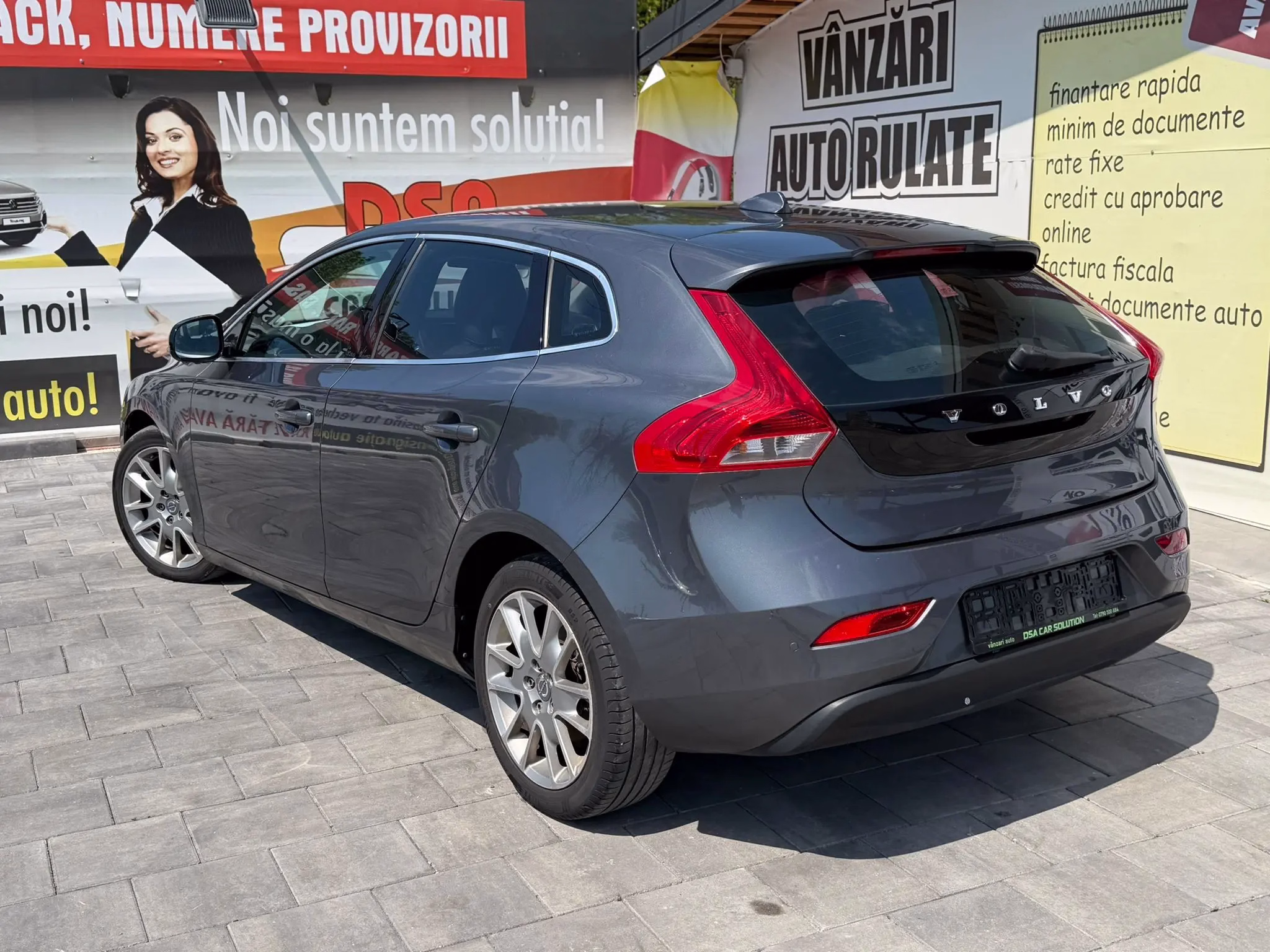 Volvo V40