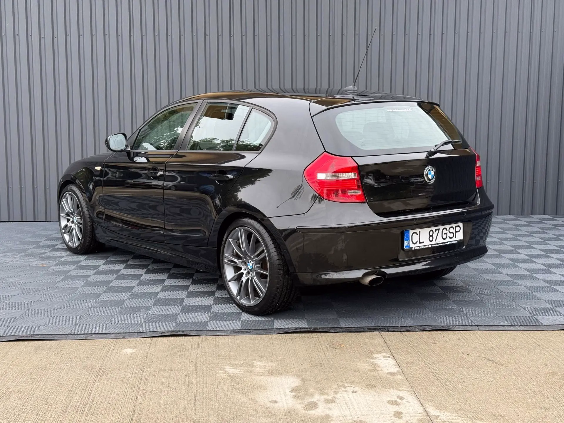 BMW 120