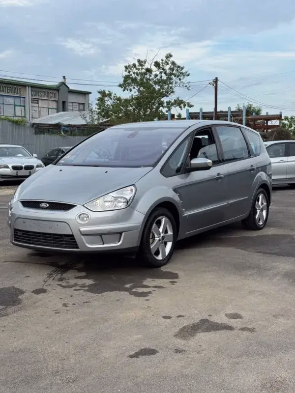 Ford S-Max