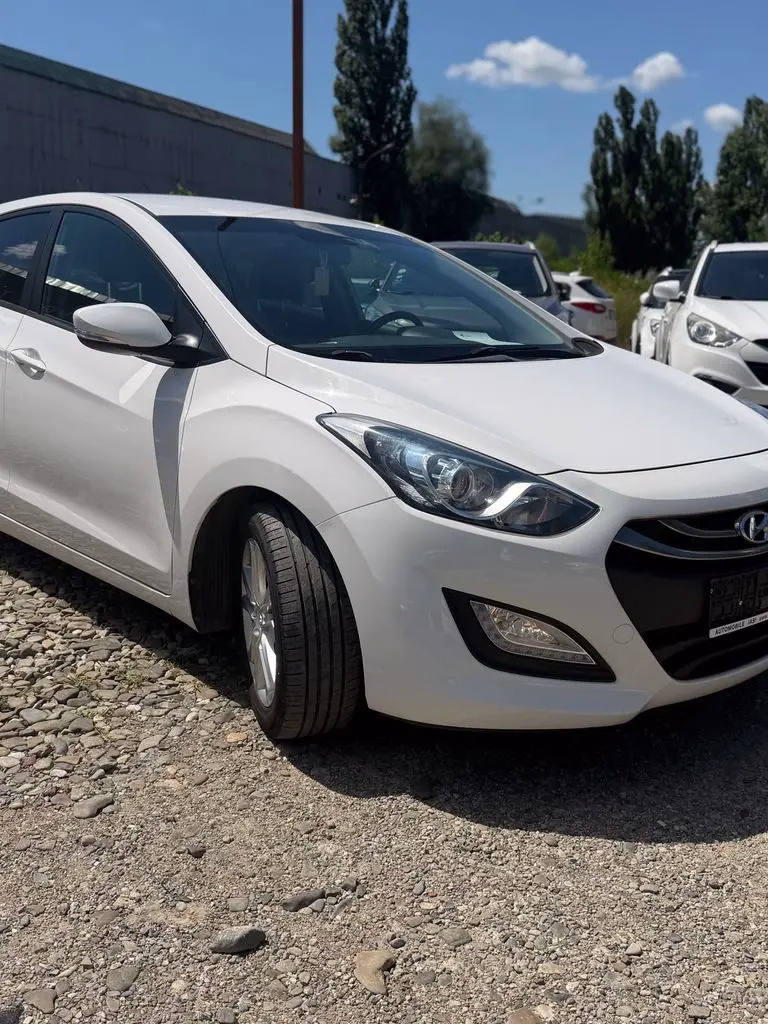 Hyundai i30