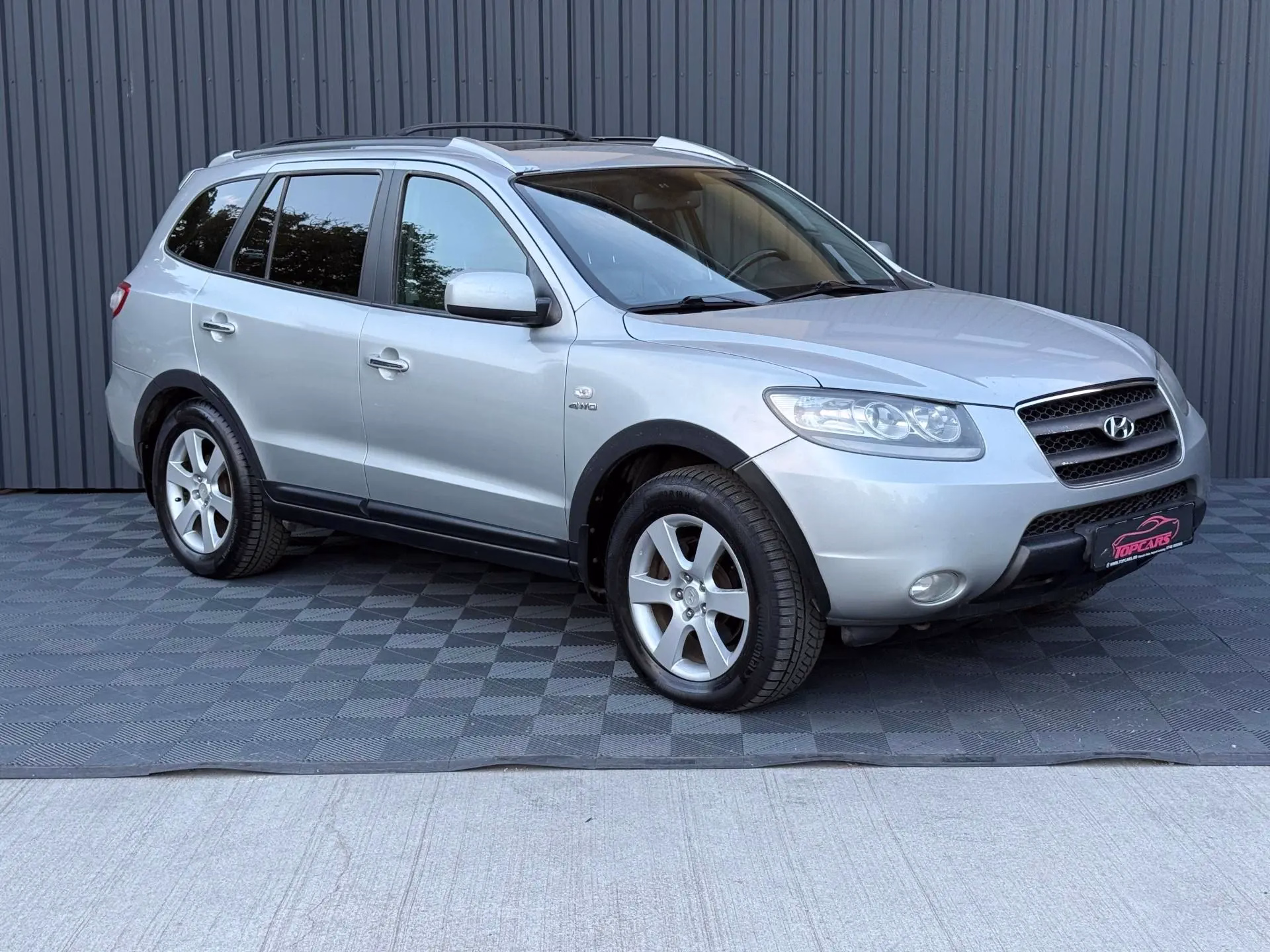 Hyundai SANTA FE