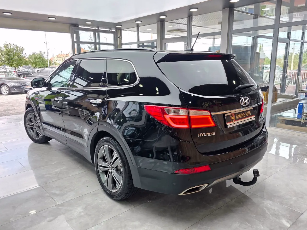 Hyundai SANTA FE