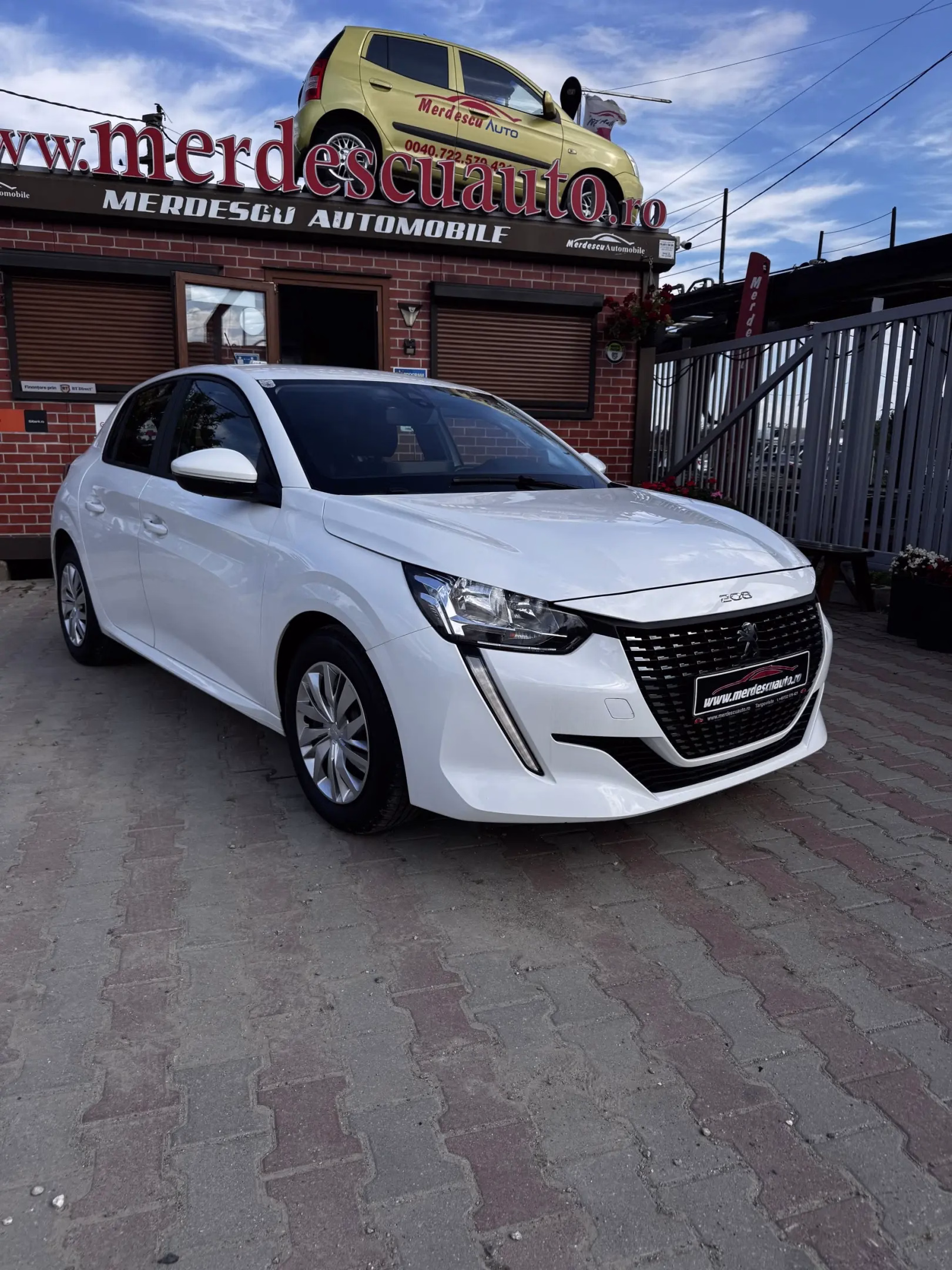 Peugeot 208