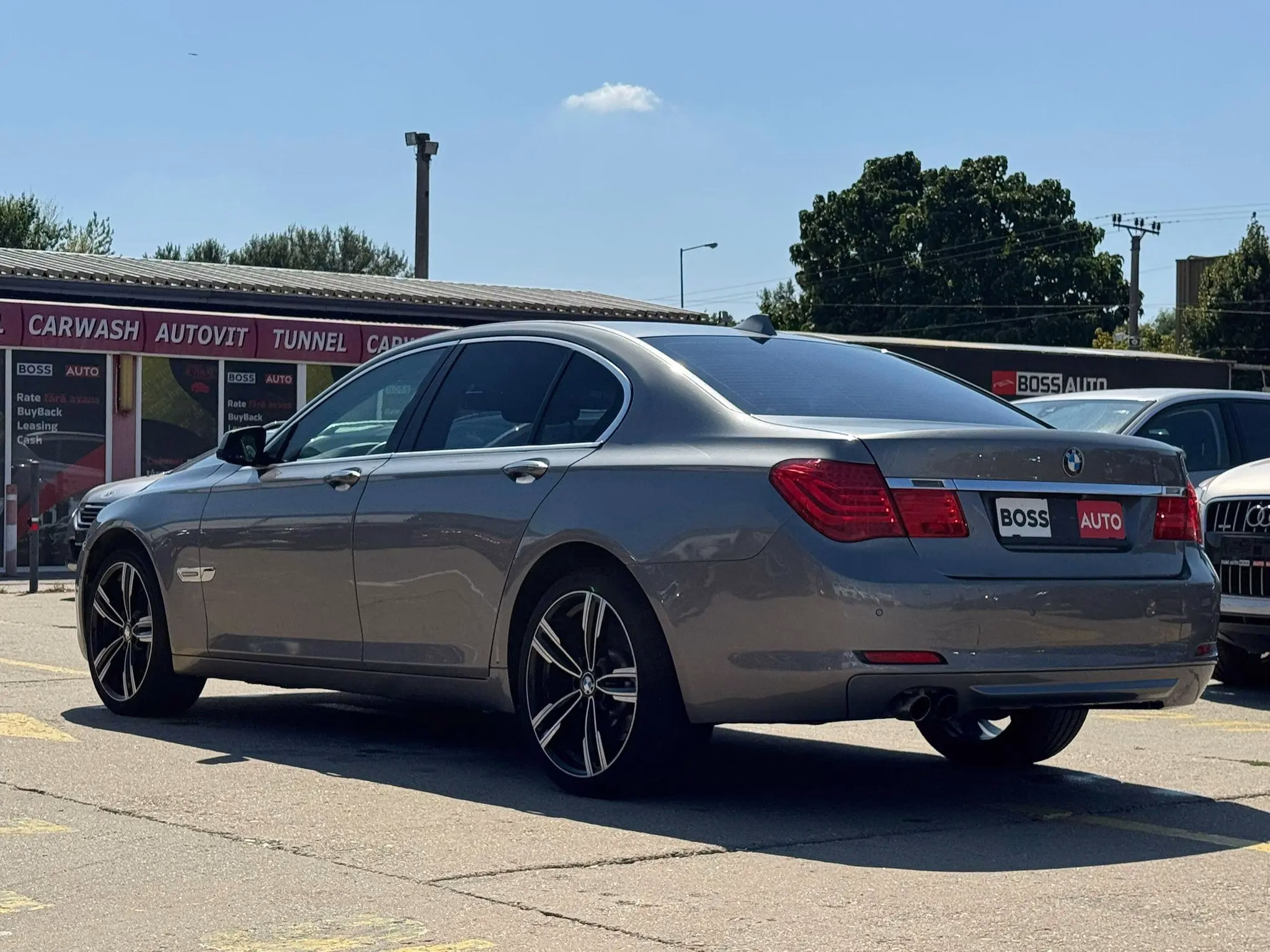 BMW 730