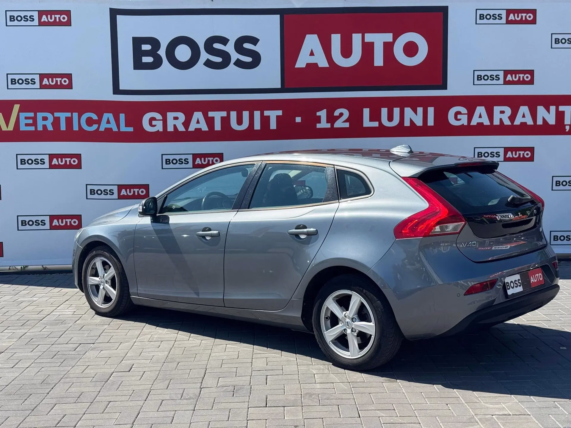 Volvo V40