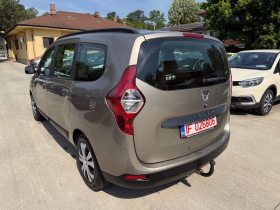 Dacia Lodgy
