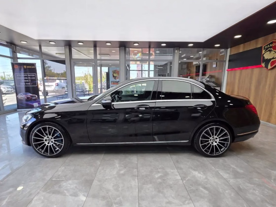 Mercedes-Benz C 220
