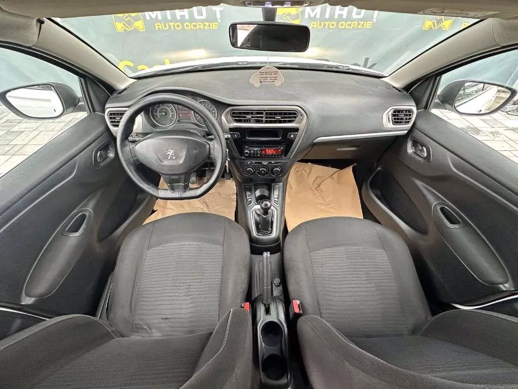 Peugeot 301