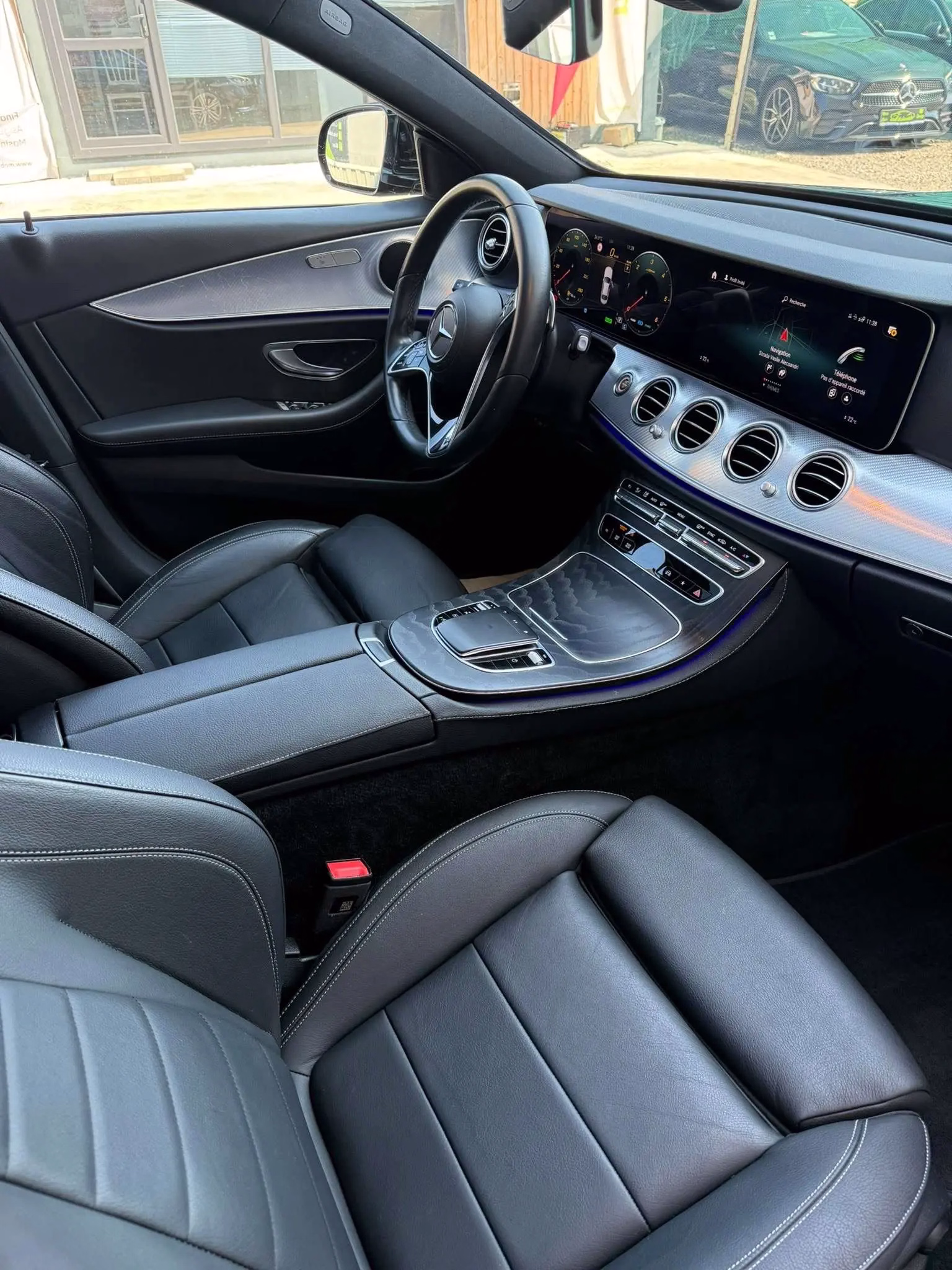 Mercedes-Benz E 200