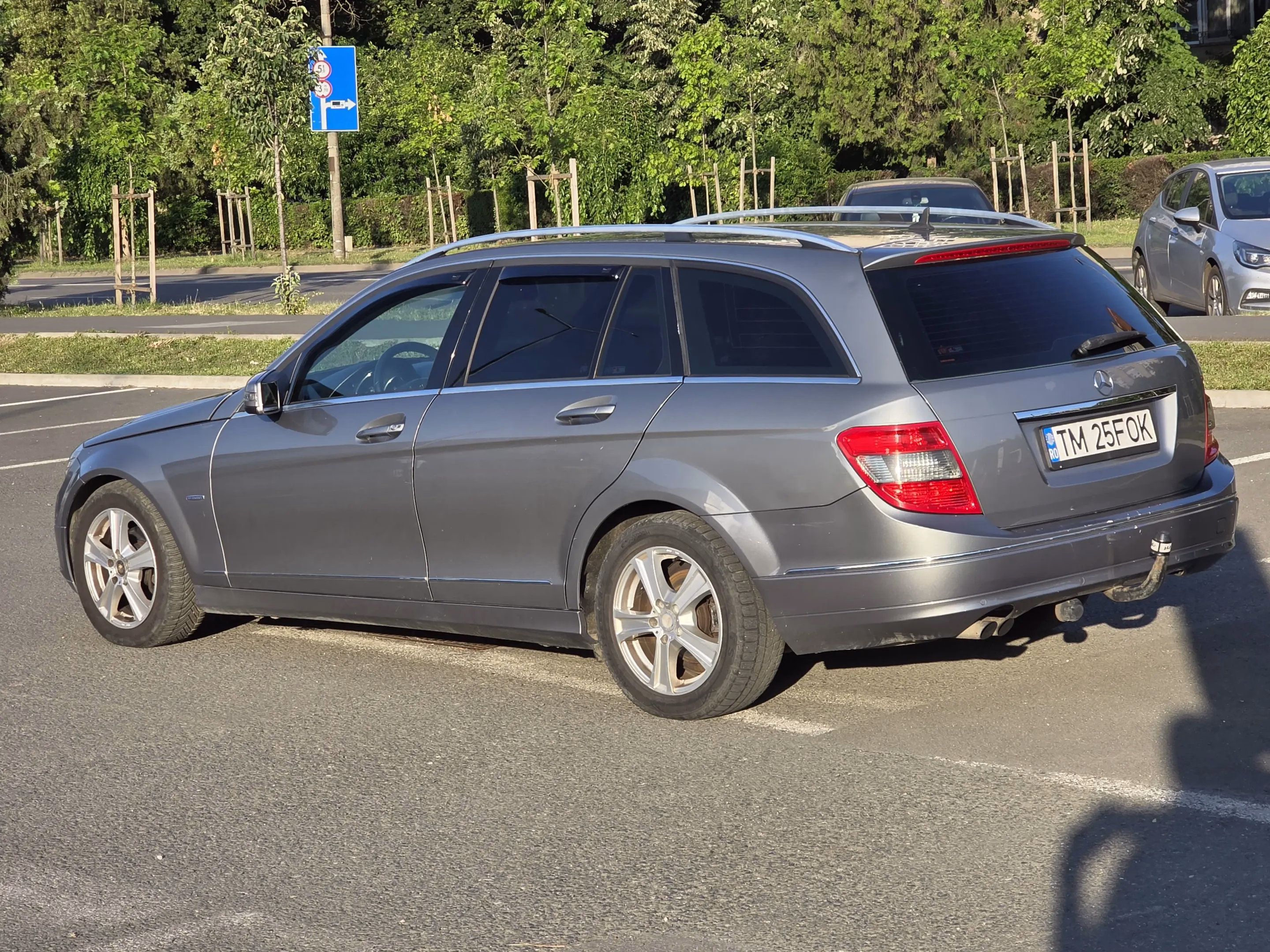 Mercedes-Benz C 200
