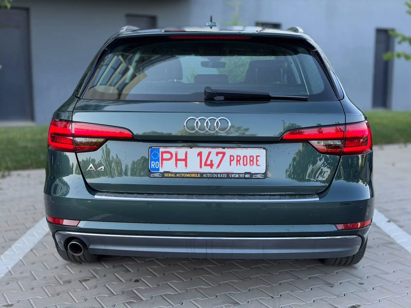 Audi A4