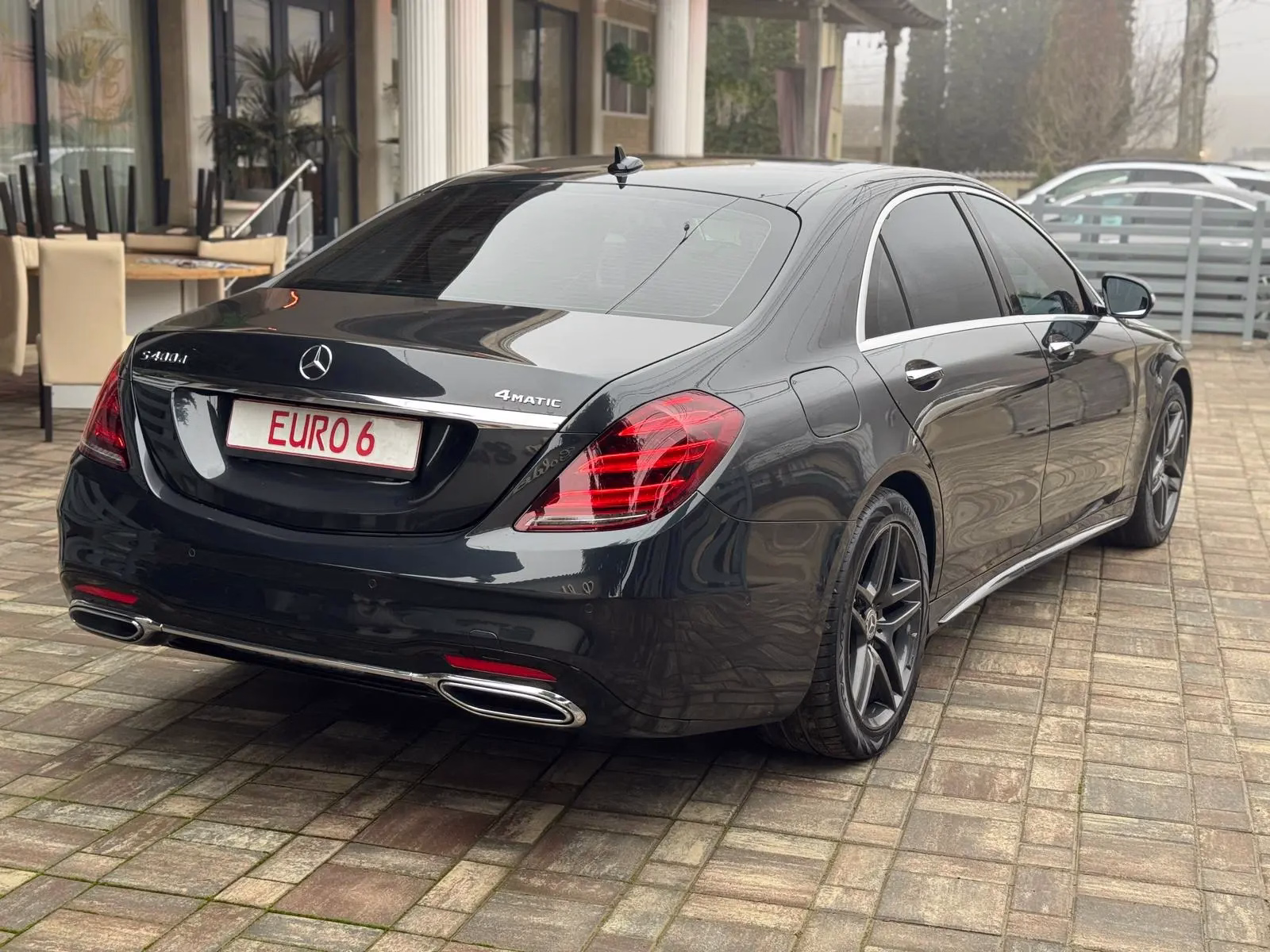 Mercedes-Benz S 400