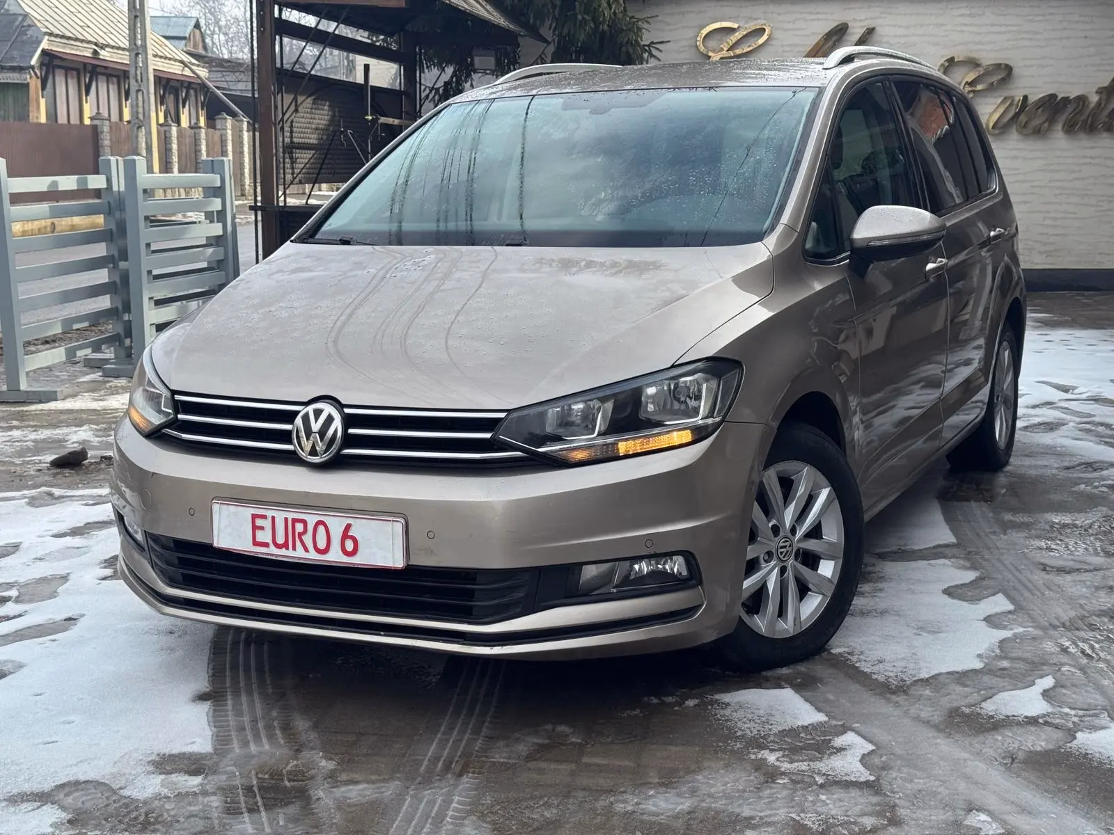 Volkswagen Touran