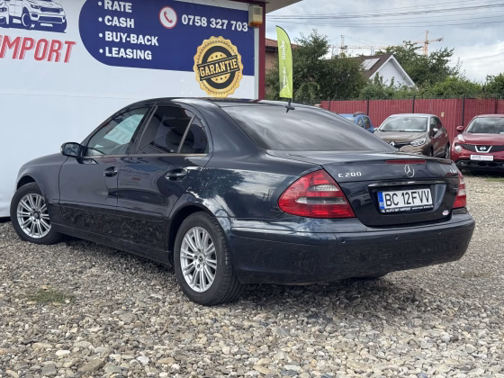 Mercedes-Benz E 200