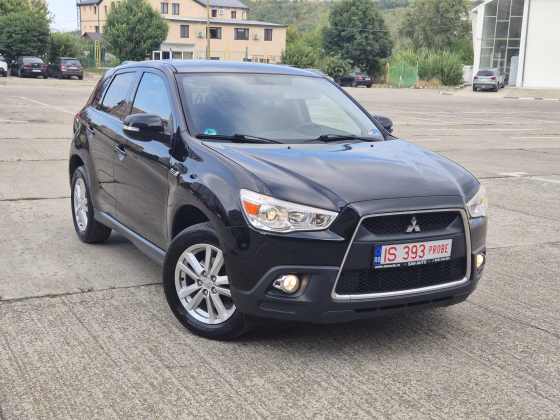 Mitsubishi ASX