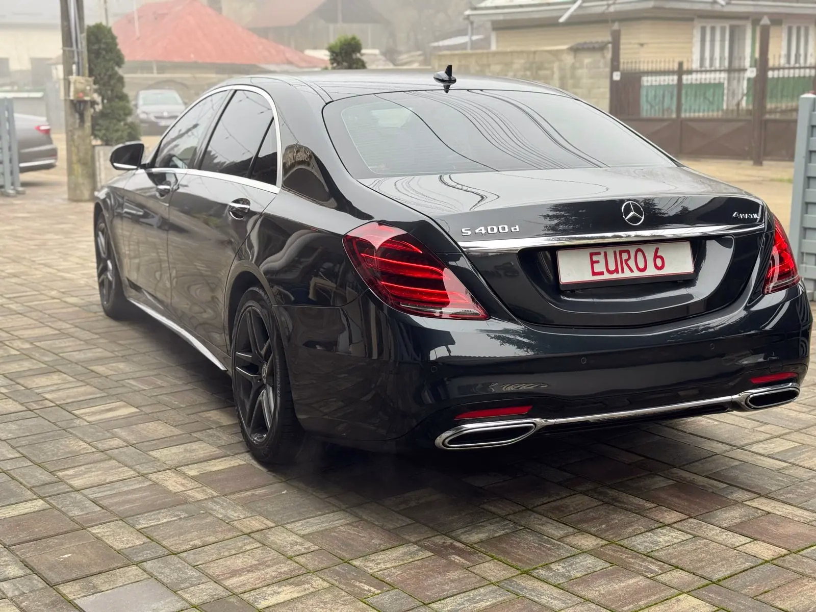 Mercedes-Benz S 400
