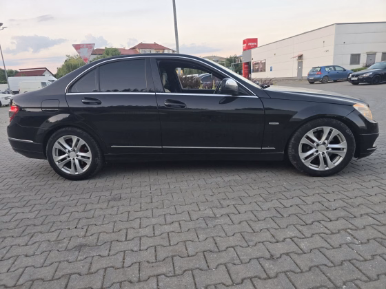 Mercedes-Benz C 320