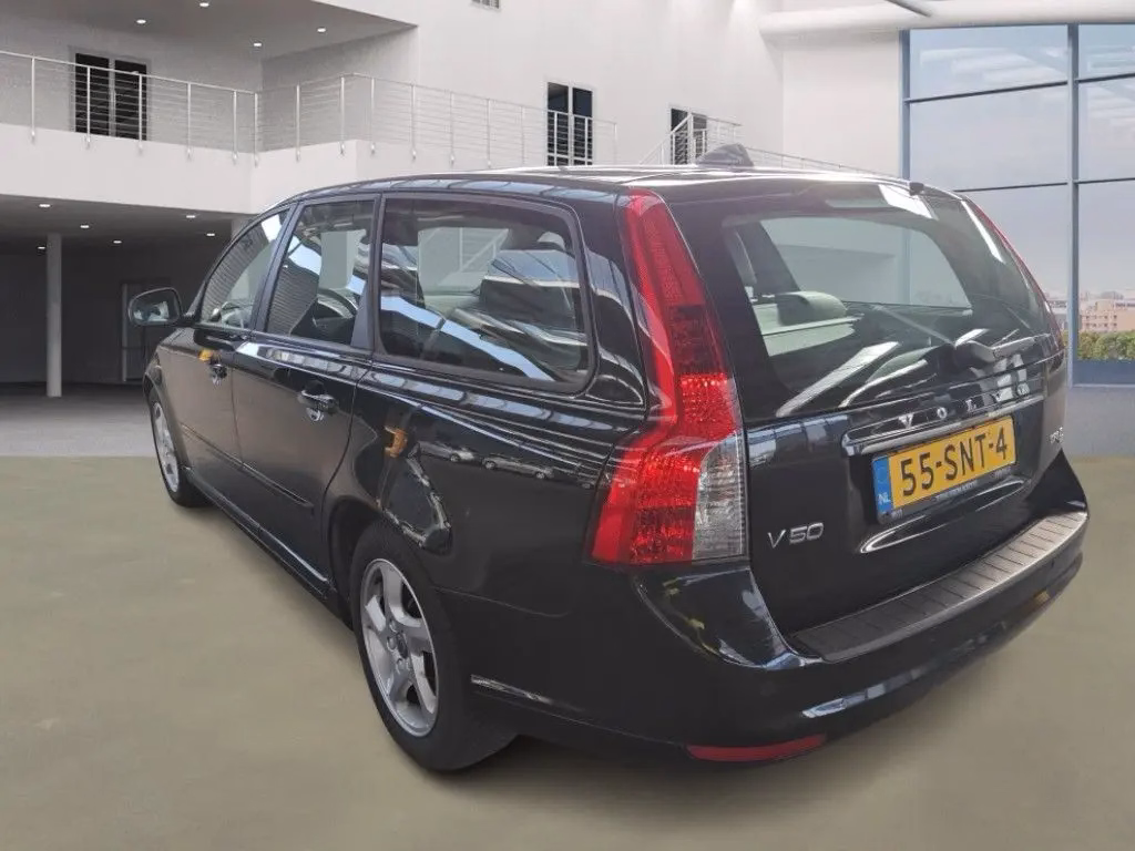 Volvo V50