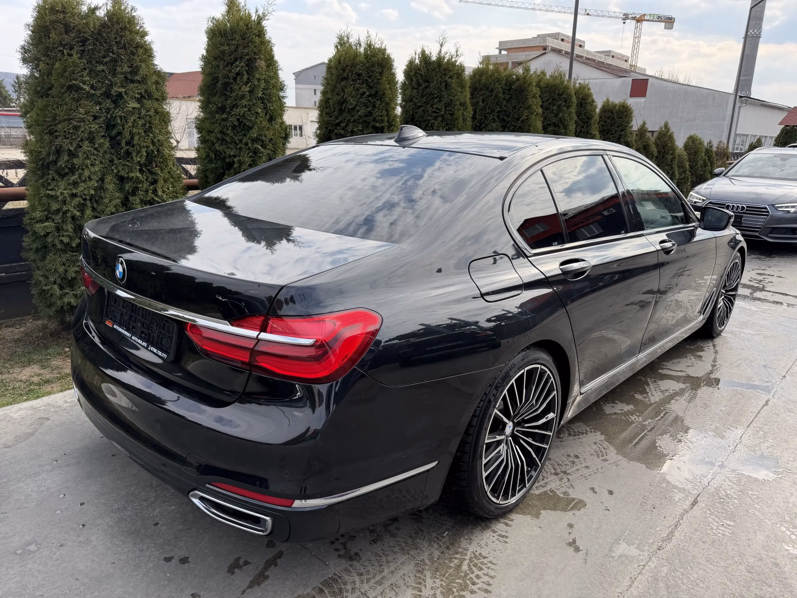 BMW 730